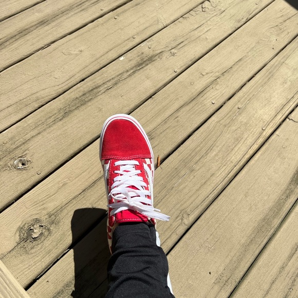 VANS - Picture 3 of 4